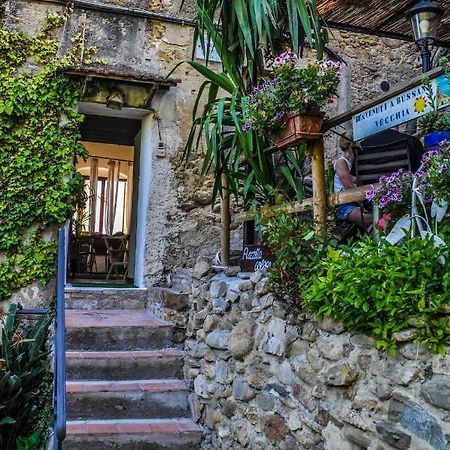 Piazzetta Little Suite Arma di Taggia Exterior photo