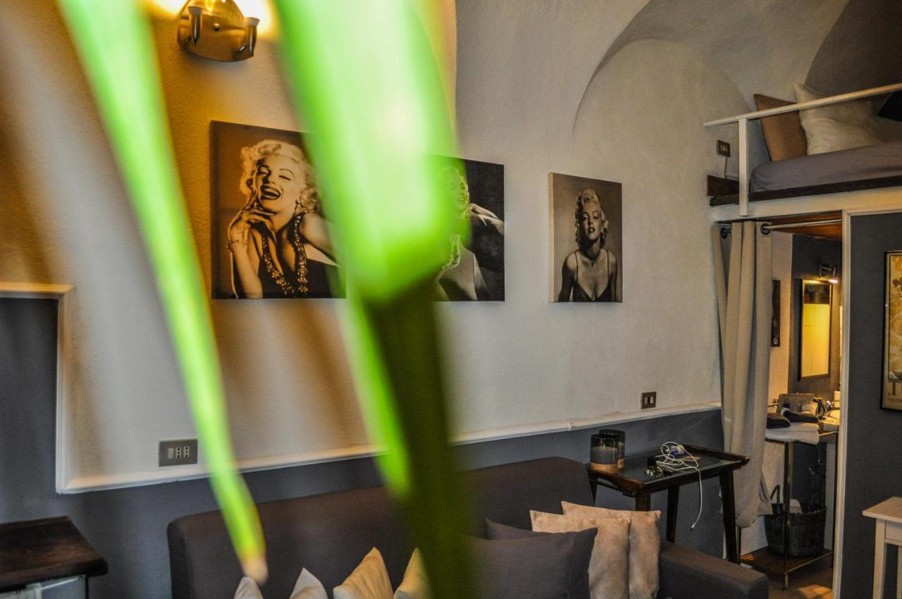 Piazzetta Little Suite Arma di Taggia Exterior photo