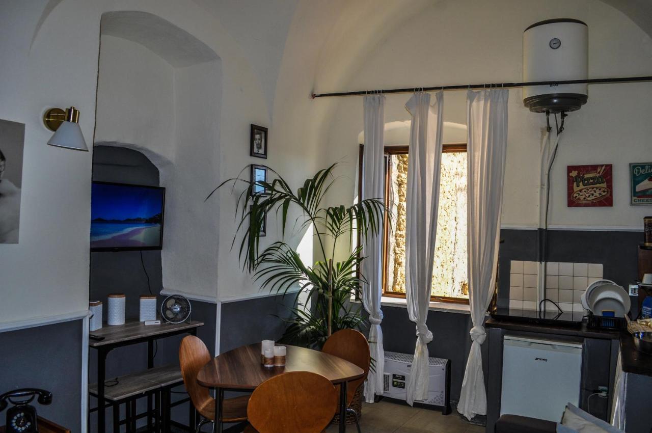 Piazzetta Little Suite Arma di Taggia Exterior photo